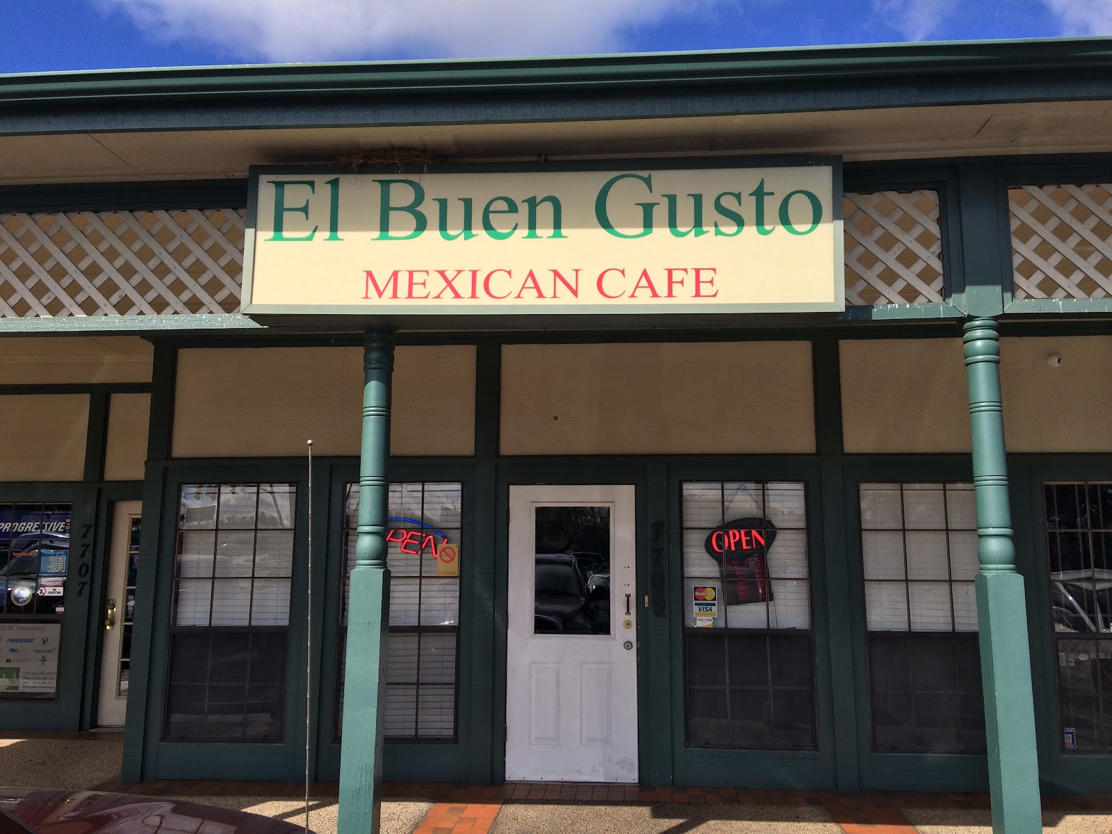 Fresh homestyle Mexican dish plated at El Buen Gusto Restaurant